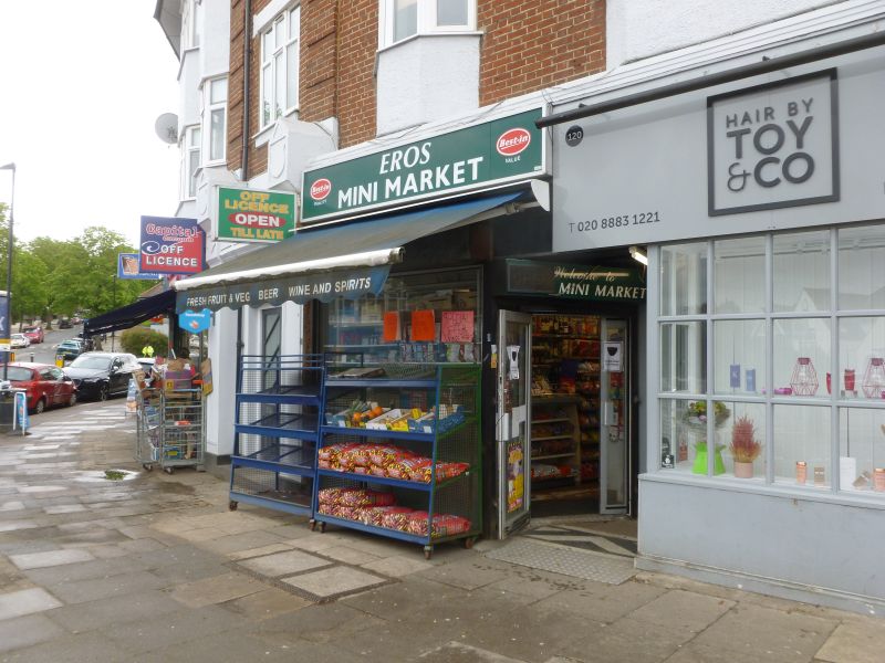 120aalexandraparkroad1