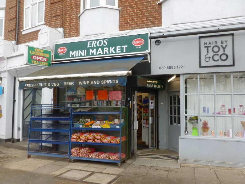 120aalexandraparkroad2