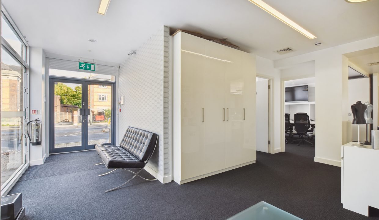 Stag Court - Entrancce -Original (1)