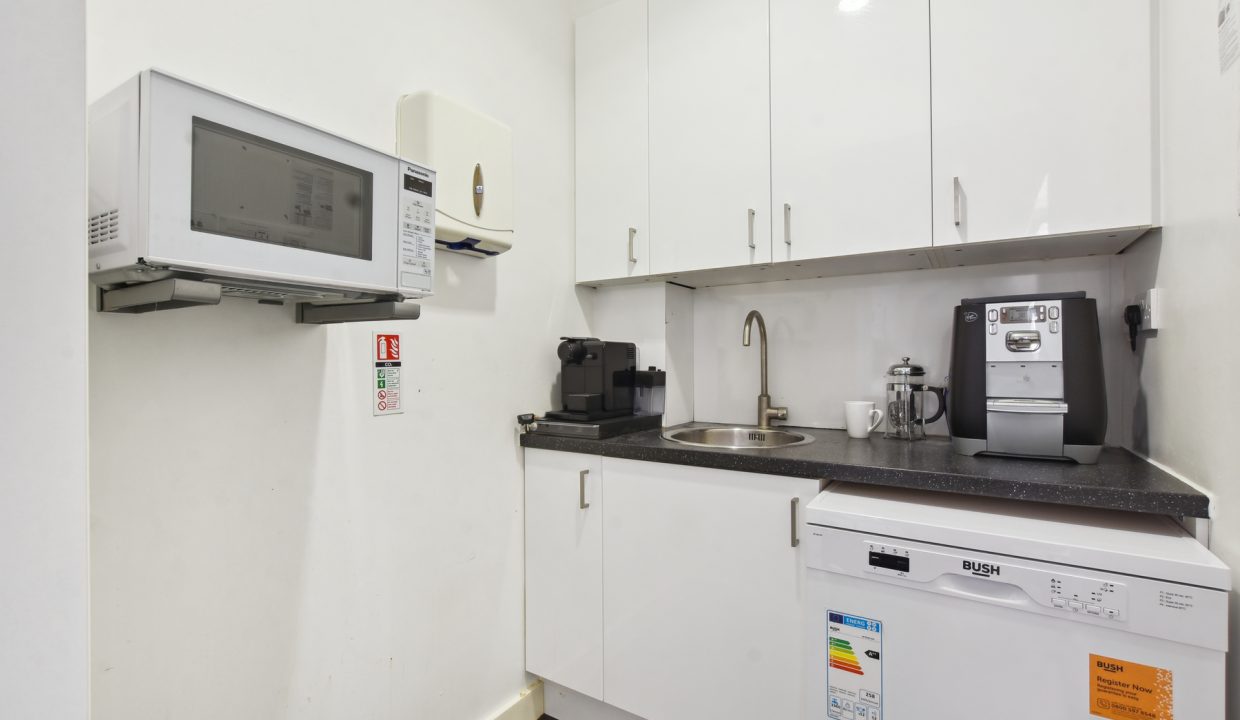 Stag Court - Kitchen -Original (1)