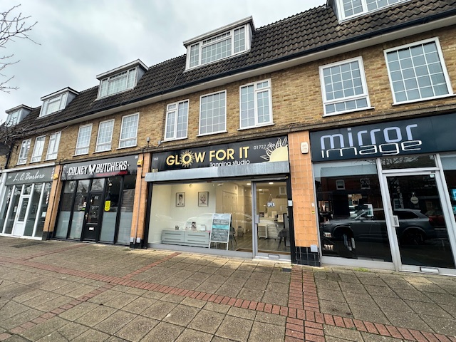 160HighSttLondonColneyB