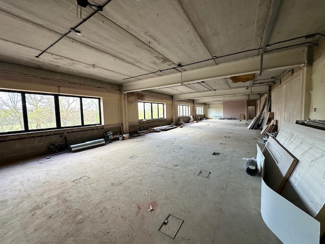 penquinfirstflooroffice